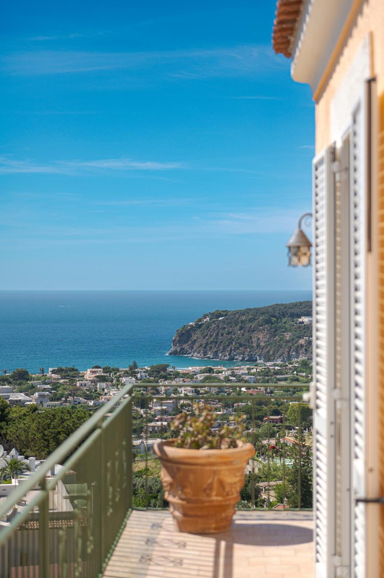 Отель Poggio Del Sole Форио Экстерьер фото
